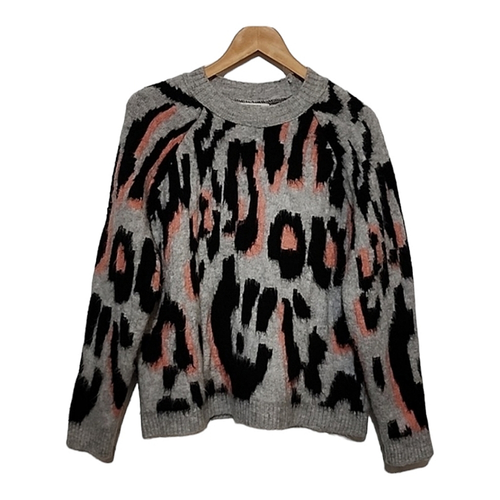 Anthropology Gisella cheeta pullover size S